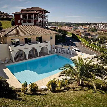 Appart hôtel Résidence Mer&golf Soko-eder 3*