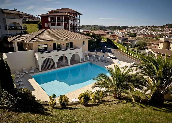 شقة فندقية & Golf Soko-eder 3*